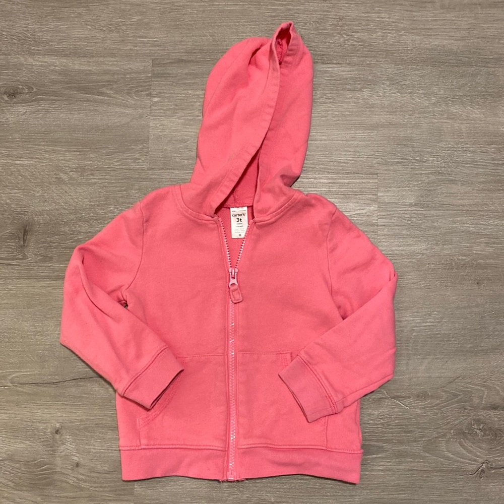 4/$10 Carter’s Zip Up sweatshirt